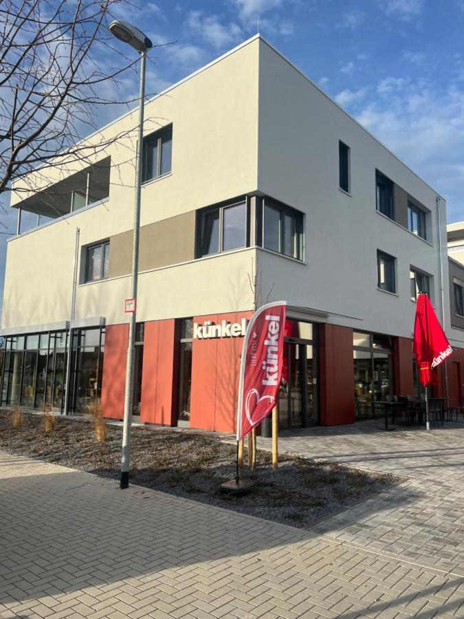 Traumhafte Kurstadt Apartment Moderne 2Zkb Balkon Pkw Stellplatz Bad Nauheim Buitenkant foto