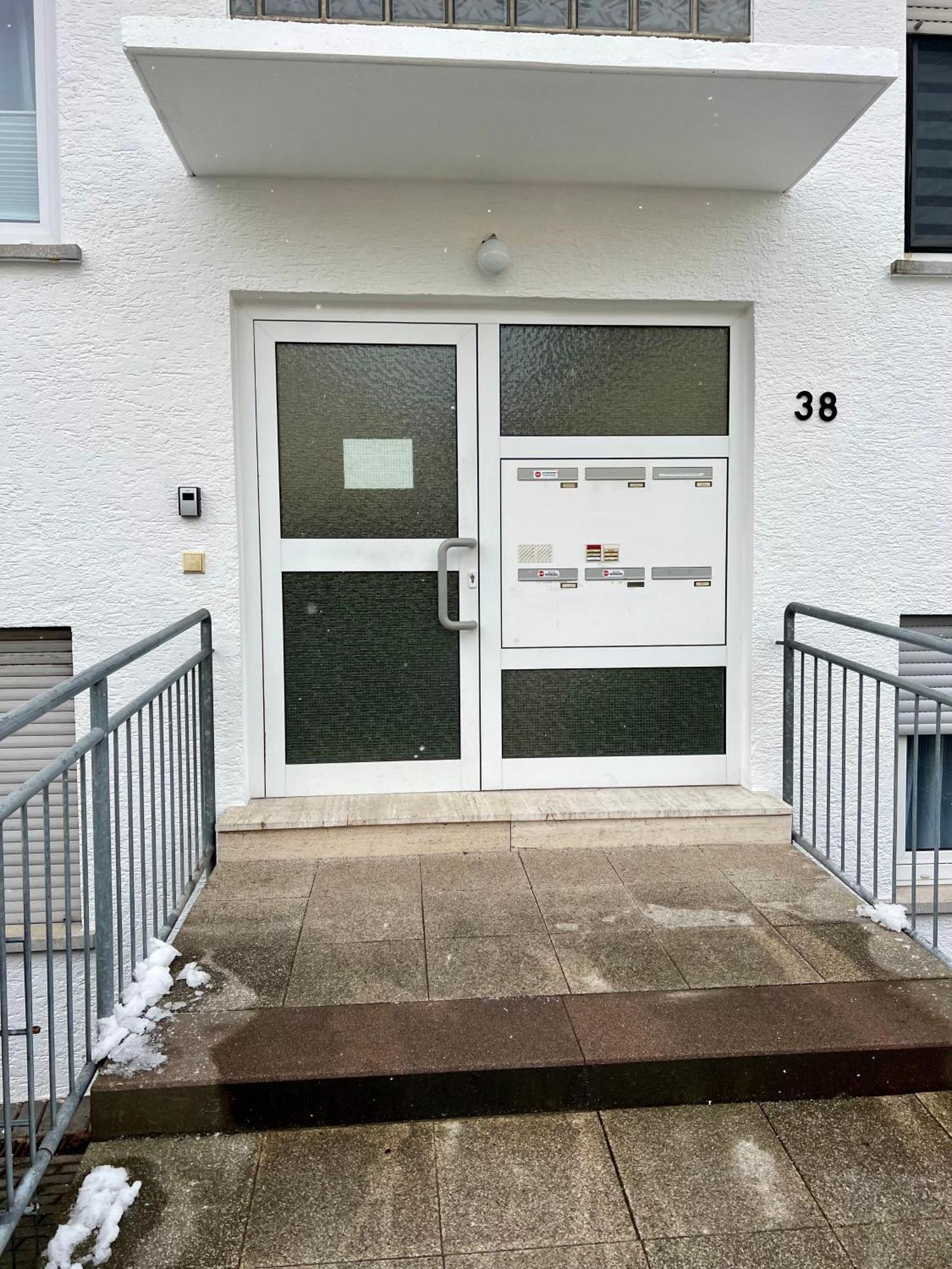 Traumhafte Kurstadt Apartment Moderne 2Zkb Balkon Pkw Stellplatz Bad Nauheim Buitenkant foto